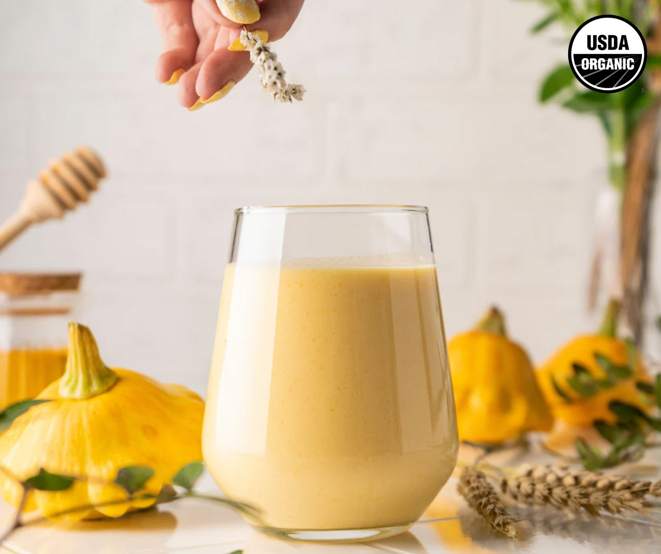 turmeric-latte-starter-kit-d9 1._Turmeric_6e512dba-33d3-4867-a890-51e27d14ee92.jpg